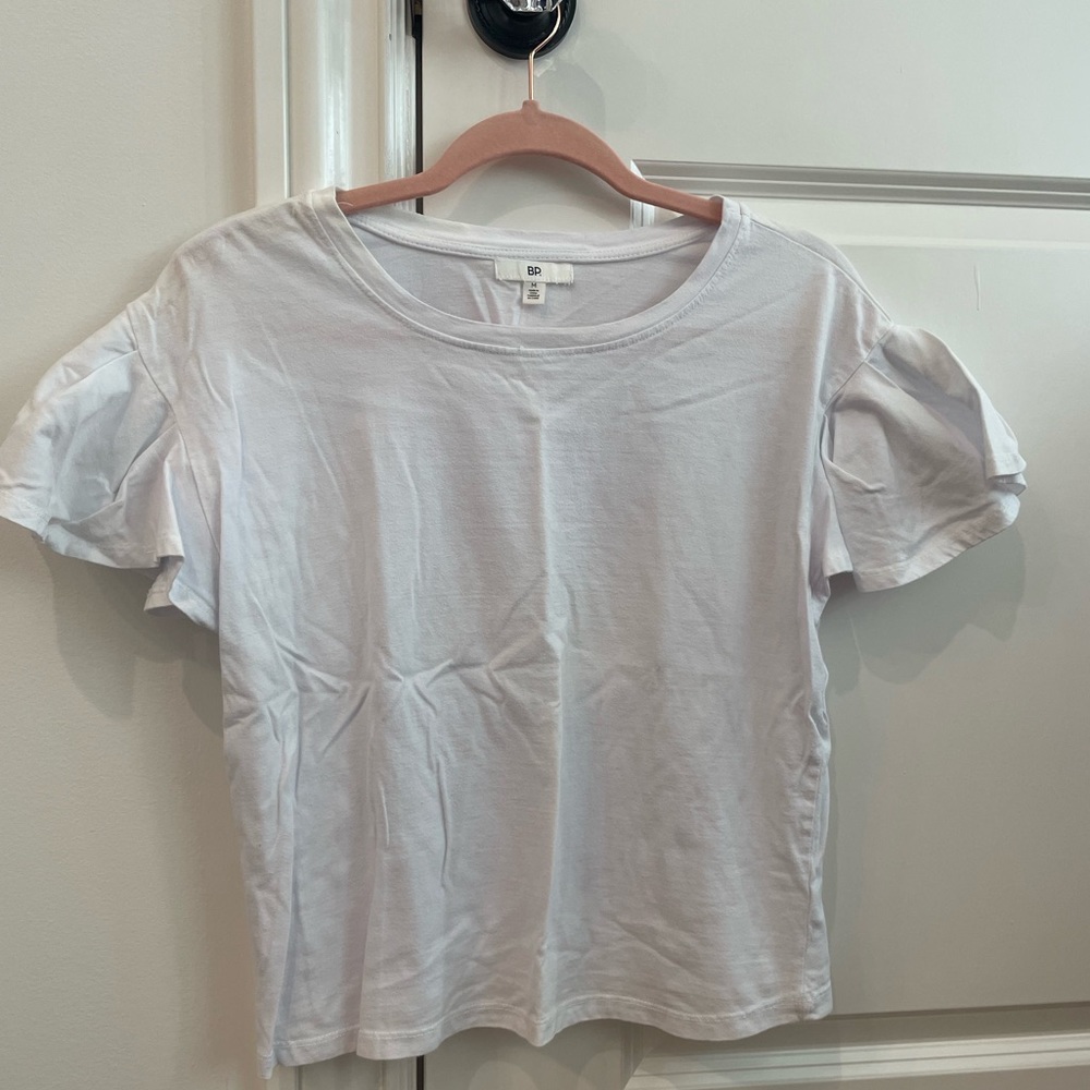 Simple white tee with cute sleeves
